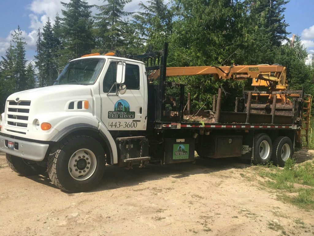 northern-lakes-tree-service-grapple-truck-front